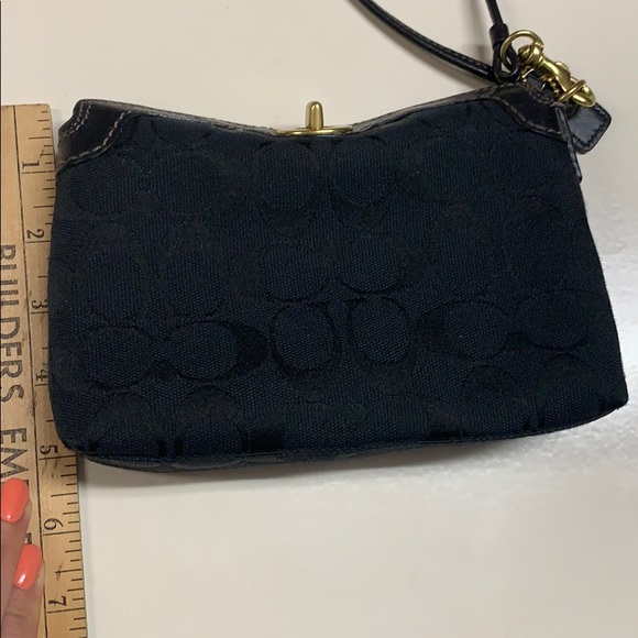 Coach monogram wristlet - Picture 6 of 7